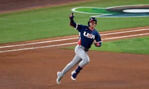 Historiallista surkeutta – Brad Pittin menestyselokuvasta tuttu baseball-joukkue sai vihat niskaan