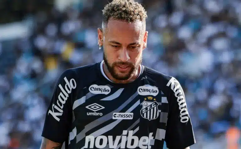 Neymar kovien syytösten kohteena – löi entisen joukkuekaverinsa poikaa