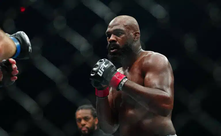 UFC-tähti saanut tarpeekseen