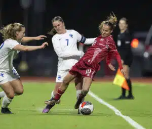 Helmareiden MM-karsintaryhmään yllätysvalinta