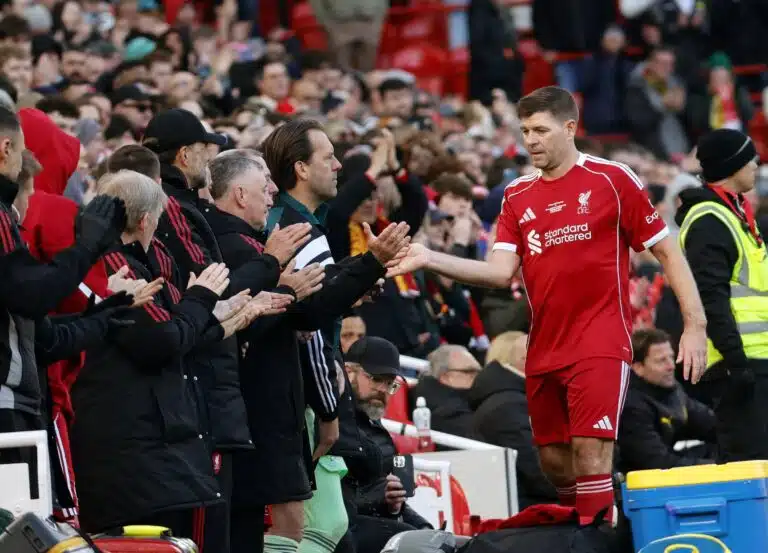Liverpool-legenda Steven Gerrard kritisoi Rafa Beniteziä – “Mikään ei koskaan tuntunut riittävän”