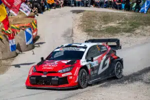 EK8: Sami Pajari lähtee lauantaille loistavissa asemissa – hurja tulos