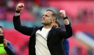 Arsenalin ex-tähti kiinni pokaaliin valmentajana - järjetön tarina taustalla Arsenalin ex-tähti kiinni pokaaliin valmentajana – järjetön tarina taustalla