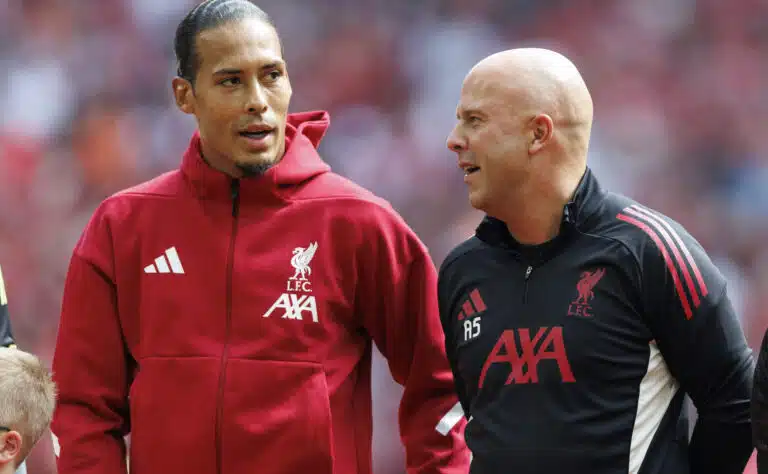 Liverpool-kapteeni latasi suorat sanat – ”Anteeksiantamaton kausi”