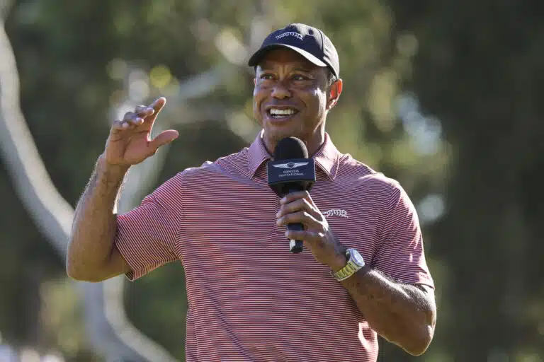 Tiger Woodsilta iso kieltäytyminen kohun keskellä
