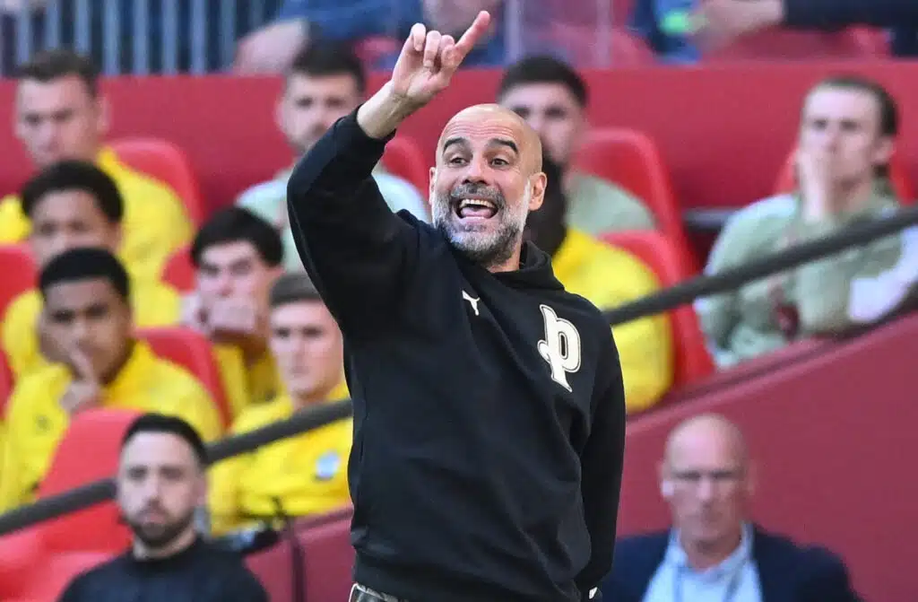 Pep Guardiola vastasi lähtöhuhuihin - "Olen onnellisin mies planeetalla" Pep Guardiola vastasi lähtöhuhuihin – ”Olen onnellisin mies planeetalla”