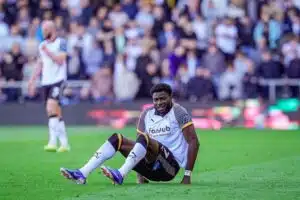 Yhdysvaltalaishyökkääjän MM-unelma sirpaleina Yhdysvaltalaishyökkääjän MM-unelma sirpaleina