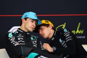 George Russellilta hienoja sanoja Kimi Antonellista George Russellilta hienoja sanoja Kimi Antonellista