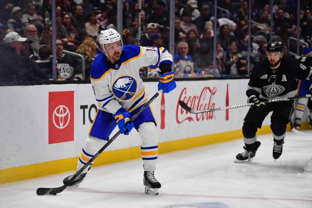 Jarmo Kekäläisen Buffalolle kova takaisku pudotuspeleihin Jarmo Kekäläisen Buffalolle kova takaisku pudotuspeleihin