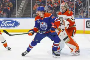 Parjattu suomalaishyökkääjä vastasi kritiikkiin – ällistyttävä maali NHL-kaukalossa