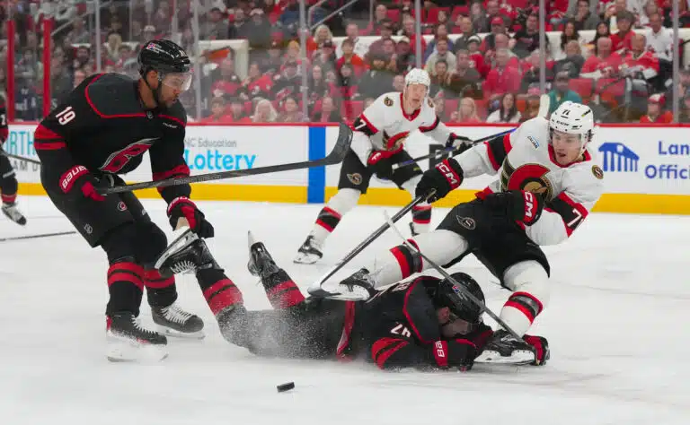 NHL-tähti missaa alkukauden pelikiellon vuoksi
