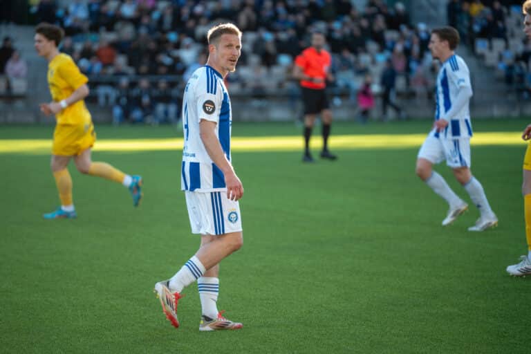 HJK siipirikkoisena kärkikamppailuun