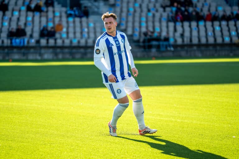HJK kompuroi taas – Huuhkajat-pakilta suoraa puhetta