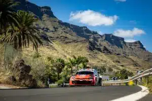 EK6: Sebastien Ogier pääsi kuittaamaan nuorelle tähdelle – MM-rallissa edelleen uskomaton tilanne