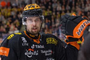 KooKoo kiinnitti Liiga-mestarin riveihinsä KooKoo kiinnitti Liiga-mestarin riveihinsä