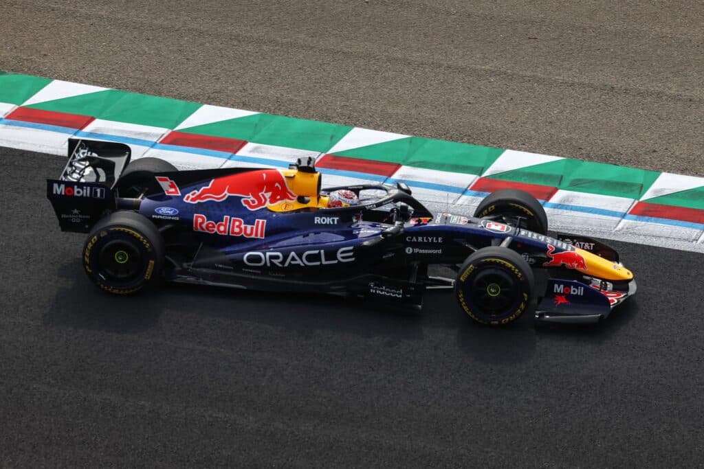 Red Bullin F1-tallilta yllättävä sopimusuutinen Red Bullin F1-tallilta yllättävä sopimusuutinen