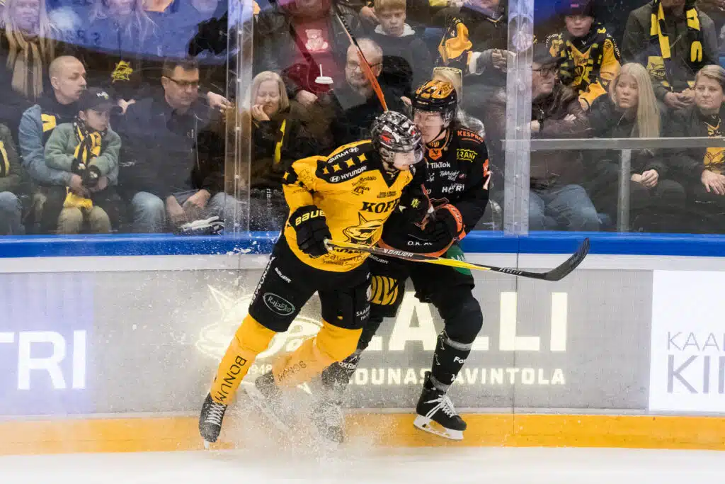 SaiPalle kova menetys - hyökkääjä sivuun pitkäksi aikaa Samu Bau SaiPa