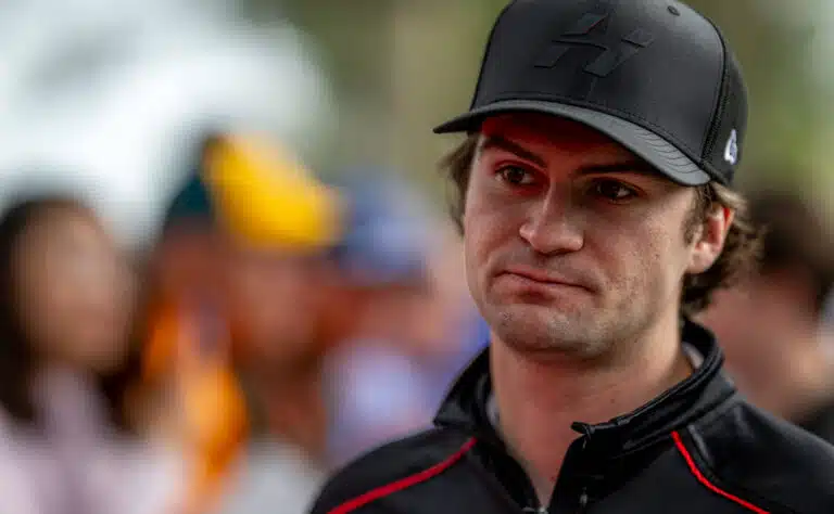 Cadillacilta iso kuskiuutinen