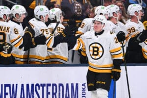 Yllättävä suomalaisnimi äitynyt tehovireeseen NHL:ssä