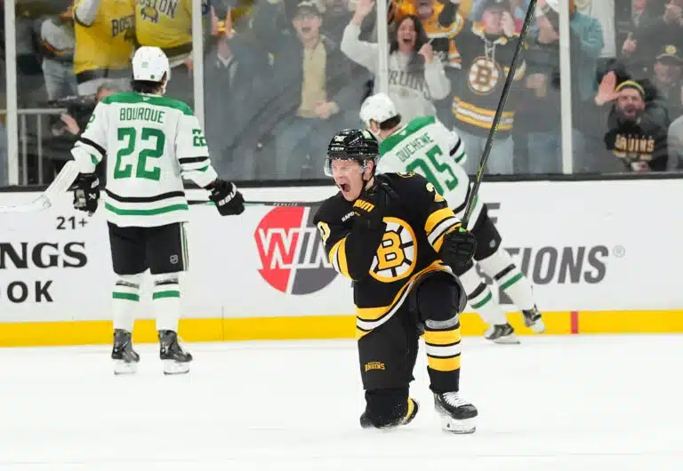 Yllättävä suomalaisnimi tehoili NHL:ssä – ensimmäinen maali yli vuoteen
