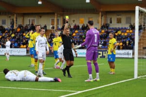 Erotuomarit maalaavat tylyn kuvan Palloliitosta ja Veikkausliigasta – ”Palloliitto päätti yksipuolisesti”