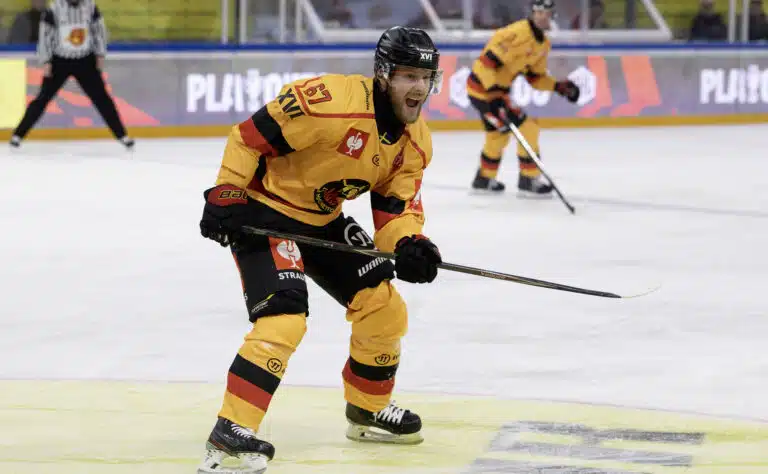 Jokereista tuttu maailmanmestari lopettaa uransa Jokereista tuttu maailmanmestari lopettaa uransa