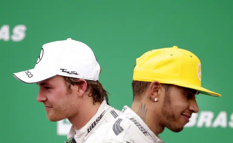 Toto Wolff paljasti antaneensa potkut Lewis Hamiltonille ja Nico Rosbergille – ”Muuten he eivät ymmärrä”