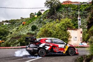 EK2: Toyotat repivät välittömästi pesäeroa