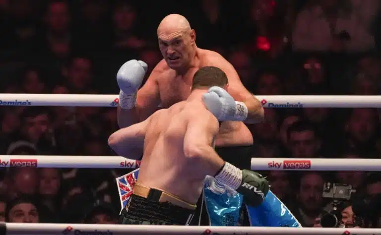 Unelmaottelu viimein toteutuu – manageri paljasti Tyson Furyn suunnitelmat