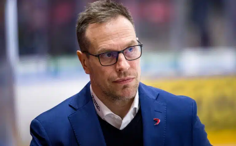 Ville Nieminen latasi tylyä tekstiä MM-lätkästä - "Se nyt on kylmä fakta" Ville Nieminen latasi tylyä tekstiä MM-lätkästä – ”Se nyt on kylmä fakta”