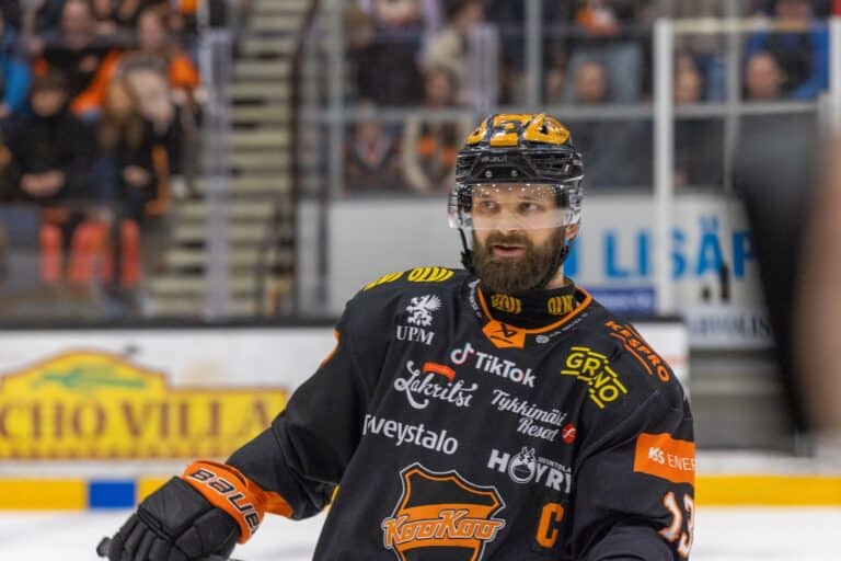 SM-liigaseura rysäytti tiskiin kovan hankinnan – Suomen mestaruuden voittanut kapteeni haaviin