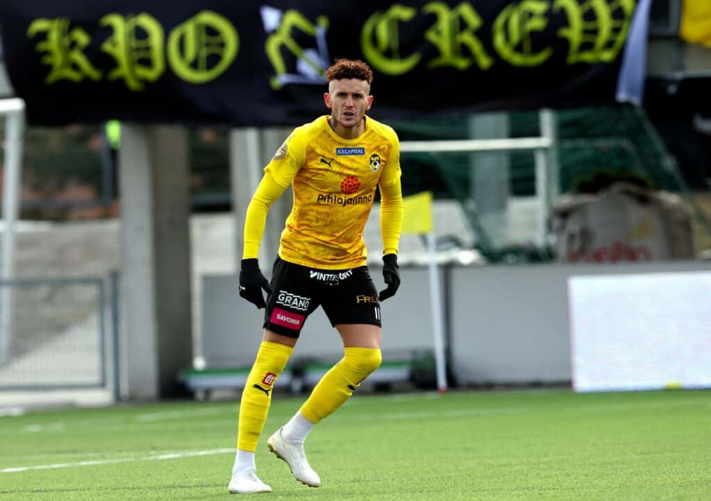 Atleetin tiedot: Veikkausliiga-tähti mokasi pahasti - unohti poistua laivasta Atleetin tiedot: Veikkausliiga-tähti mokasi pahasti – unohti poistua laivasta