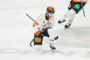 Ennätyspelissä lyöty KooKoo saa ison vahvistuksen – kouvolalaisille myös surkeita uutisia