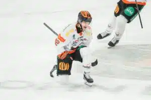 Ennätyspelissä lyöty KooKoo saa ison vahvistuksen – kouvolalaisille myös surkeita uutisia
