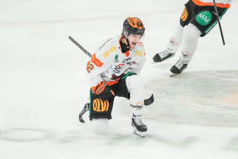 Ennätyspelissä lyöty KooKoo saa ison vahvistuksen – kouvolalaisille myös surkeita uutisia