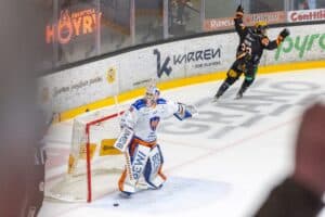 Tappara on ajettu siltaan – tähtipelaajalta tiukka linjaus Atleetille