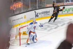 Tappara on ajettu siltaan – tähtipelaajalta tiukka linjaus Atleetille