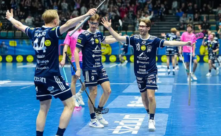 Nyt syntyi suomalaista salibandyhistoriaa