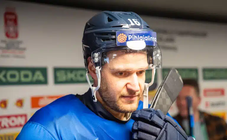 Aleksander Barkov puhui latvialaisille Tapparasta ja saunasta