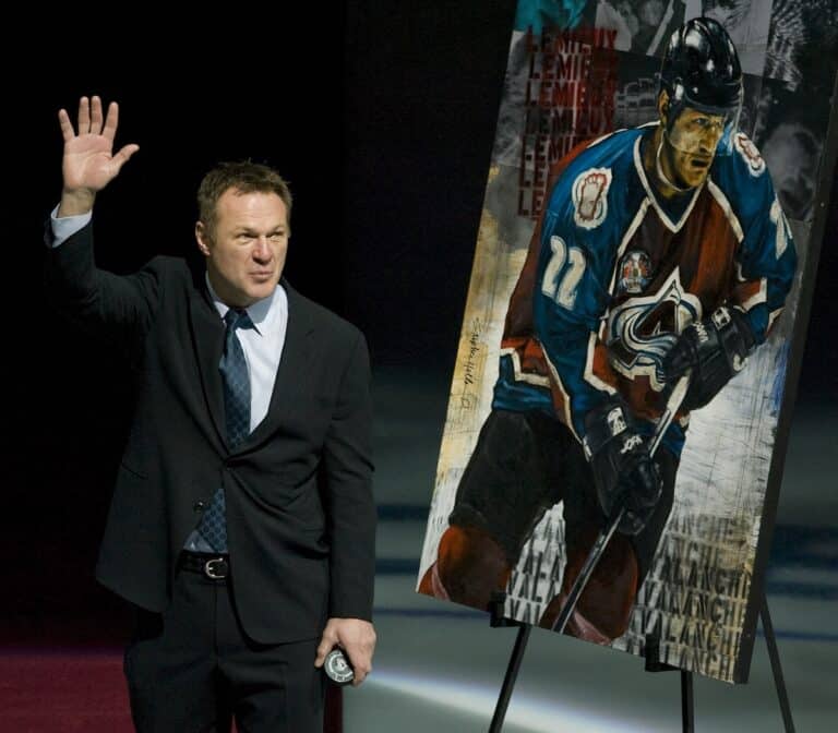 Itsemurhan tehneen NHL-legendan viime hetkistä paljastui karmivia yksityiskohtia