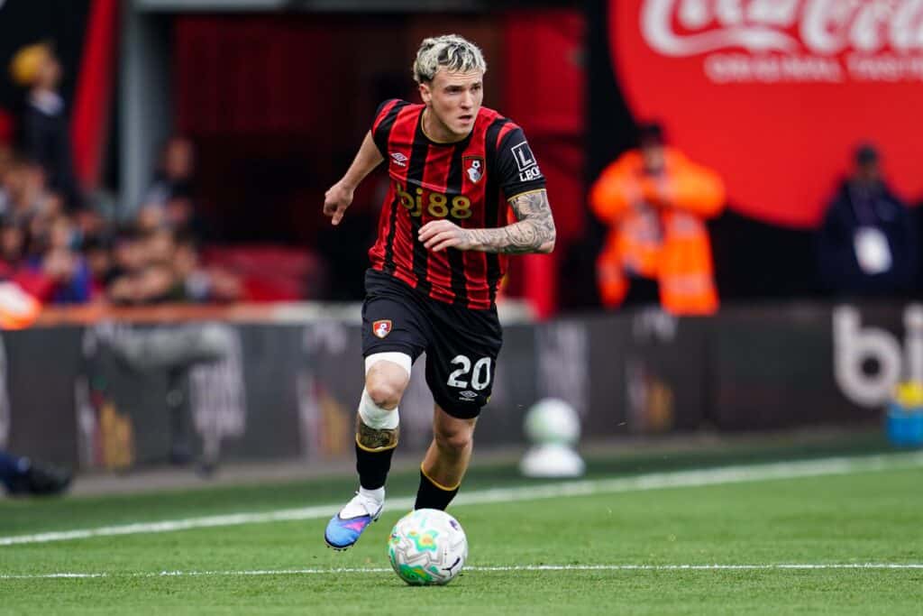 Valioliigapelaaja siirtyy Fiorentinaan Valioliigapelaaja siirtyy Fiorentinaan