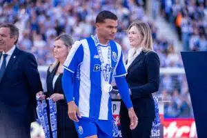Brasilian jalkapallolegendalta kova päätös – mitä tapahtuu seuraavaksi?