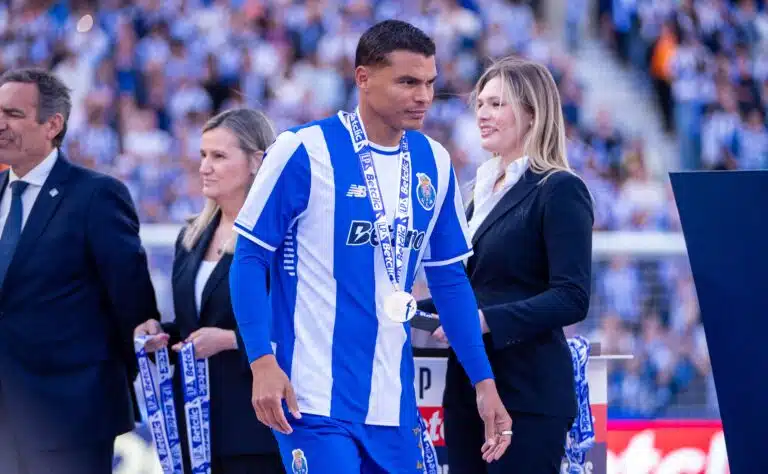 Brasilian jalkapallolegendalta kova päätös – mitä tapahtuu seuraavaksi?