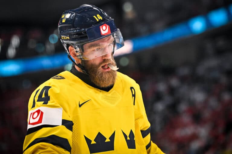 Ruotsin NHL-tähdeltä kitinää suomalaisista tuomareista – raivo repesi länsinaapurissa