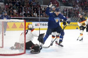 Jesse Puljujärvi ärjyi Saksan nurin