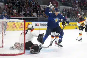 Jesse Puljujärvi ärjyi Saksan nurin
