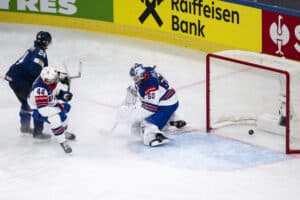 Jenkkipoikia kurittanut Leijonien tykki – ”Menee sisään, kun yrittää ampua”