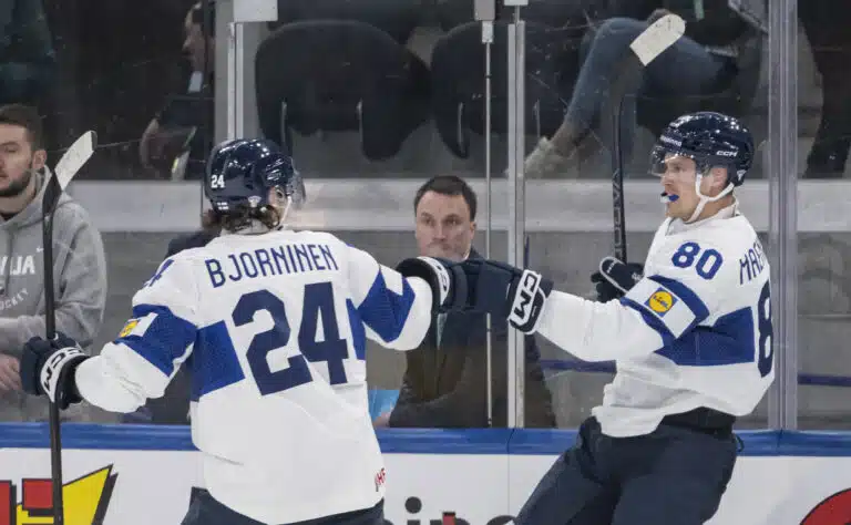 Leijonien yllätysase tekee Latviasta hakkelusta Leijonien yllätysase tekee Latviasta hakkelusta