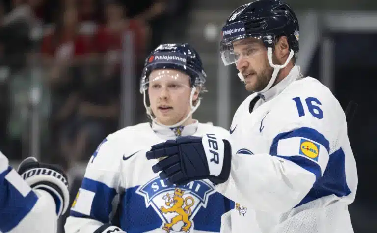 Leijonat iskee Tshekin kimppuun – tässä ketjut huippuotteluun