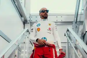 Lewis Hamiltonilta synkkä arvio - toinen F1-kuski varoitti kaaoksesta Lewis Hamiltonilta synkkä arvio – toinen F1-kuski varoitti kaaoksesta